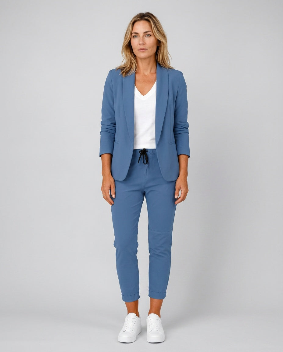 The Ease Suit Set